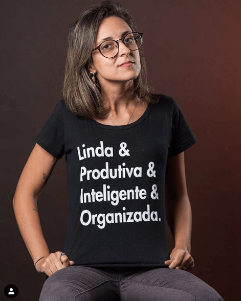 Sucesso nas redes sociais - Dafne do Organiza Dafne