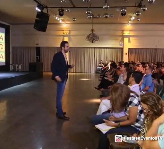Flavio Muniz -pelestrante e consultor de marketing digital